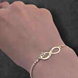 Modern ve Işıltılı Tasarımlı, Sonsuzluk Kelebek Motifli 14 Ayar Altın Plakalı Beyaz Taşlı Feride Bilekliği