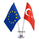 Çiftli Avrupa ve Türkiye Masa Bayrağı
