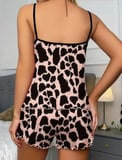 Leopar Desenli Askılı Şortlu Pijama Takımı