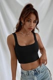 Kadın Siyah Kalın Askılı Crop Top Büstiyer Esnek Kumaş Şık Basic Kadın Üst Giyim