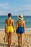 Kadın Sarı Ve Mavi Şortlu Belden Ve Boyundan Bağlamalı Bikini Takımı