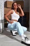 Kadın Beyaz Kalın Askılı Crop Top Büstiyer Esnek Kumaş Şık Basic Kadın Üst Giyim
