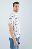 Erkek Slim Fit Kesim Yaprak Desenli Dijital Baskılı Y Yaka Pamuklu Likralı Yakalı Kısa Kol T-Shirt