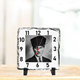 Atatürk Temalı Masa Üstü Taş Saat 20 x 20 cm