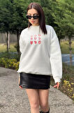 Kadın Bisiklet Yaka Kalp Nakışlı Şardonlu Sweatshirt