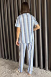 Kadın Çizgi Desenli Ön Düğmeli Kısa Kol Pijama Takımı