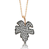 Gümüş Çınar Yaprağı Kadın Kolye