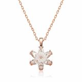 Gümüş Rose Beyaz Lotus Çiçeği Kolye