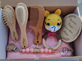 İsme Özel %100 Keçi Kılı Fırça,Bambu Masaj Tarağı,Şimşir Tarak,Emzik Zinciri,Amigurumi,Müslin Battaniye Bebek Seti