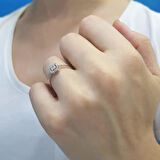 Pırlanta Baget Taşlı Yüzük