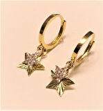 Altın Yıldız Model  Küpe