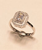 Beyaz Altın Baget Taşlı Yüzük