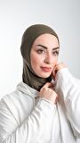 Haki Pratik Hazır Geçmeli Tesettür Bone Sandy Kumaş Spor Hijab 2113_09