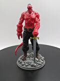 İblis Avcısı Kırmızı Şövalye Hellboy Figürü