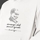 Kişiye Özel Atatürk Baskılı Cepli, Kapşonlu Beyaz Unisex Sweatshirt HK2292