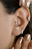 Bombeli Taşlı Halka Piercing Tragus Helix Kıkırdak Lob Gümüş Renkli