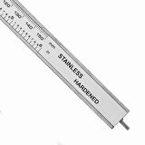 GFB DİJİTAL KUMPAS PASLANMAZ ÇELİK GÖVDE 150MM PLASTİK KUTUSUNDA