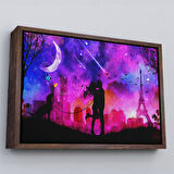 Altın Çerçeveli Eyfel Kulesi Önünde Öpüşen Çift Duvar Tablosu