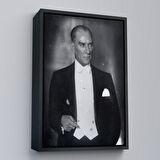 Altın Çerçeveli Atatürk Portre Tablosu Mustafa Kemal Atatürk Dikdörtgen Dekoratif Kanvas Tablo