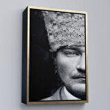 Altın Çerçeveli Atatürk Portre Tablosu Mustafa Kemal Atatürk Dikdörtgen Dekoratif Kanvas Tablo