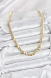Xuping Gold Renk Arpa Kolye 5886