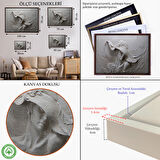 Beyaz Çerçeveli Kabartma Görünümlü Şapkalı Kadın Kanvas Duvar Tablosu