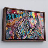 Altın Çerçeveli Koruyucu Kız Portresi Yağlıboya Görünüm Dekoratif Kanvas Duvar Tablosu