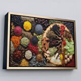 Siyah Çerçeveli Mutfak Masasın da Baharatlar Dekoratif Kanvas Duvar Tablosu