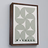 Altın Çerçeveli Marilyn Monroe Pembe Kabarcık Sakızlı Dekoratif Kanvas Tablo