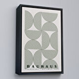 Siyah Çerçeveli Marilyn Monroe Pembe Kabarcık Sakızlı Dekoratif Kanvas Tablo