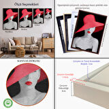 Siyah Çerçeveli Kırmızı Rujlu ve Kırmızı Şapkalı Zarif Genç Kadın Kanvas Tablosu