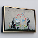Kahverengi Çerçeveli Bansky Çocuğun Çizdiği Evin Kapısını Kapatan Adam Kanvas Tablo