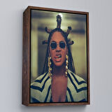 Beyaz Çerçeveli Beyonce Kanvas Tablo