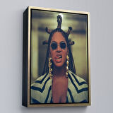 Beyaz Çerçeveli Beyonce Kanvas Tablo