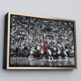 Altın Çerçeveli Michael Jordan Üçlük Şutu Kanvas Tablo