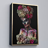 Siyah Çerçeveli Güzel Kızın Cadılar Bayramı Makyajı Duvar Tablosu