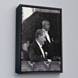 Beyaz Çerçeveli Mustafa Kemal Atatürk Duvar Tablosu