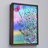 Altın Çerçeveli Renkli Çiçekler ve Kelebek Temalı Duvar Tablosu