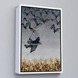 Siyah Çerçeveli Tarla Farelerinin Üstünden Yarasaların Yardımı ile Uçan Kara Kedi Tablosu