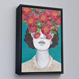 Beyaz Çerçeveli Çiçekler Saçan Optimist Kadın Tablosu