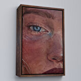 Siyah Çerçeveli Mavi Gözlü Kız Dekoratif Duvar Tablosu