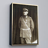 Beyaz Çerçeveli Atatürk Portre Tablosu Türkiye Cumhuriyeti Kurucusu Mustafa Kemal Atatürk Dekoratif Tablo