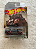 HOT WHEELS - '15 LAND ROVER DEFENDER DOUBLE CAB