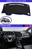 Hyundai Accent Blue 2011-2016 İçin Uygun Torpido Koruma Halısı Siyah Kenar Renk Kırmızı