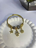 FATMA ANA ELİ FİGÜRLÜ GOLD PANDORA BİLEKLİK