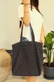 Desenli Yıkamalı Denim Kadın Çantası, Geniş Hacimli, Desenli El ve Omuz Bez Çanta Shopper