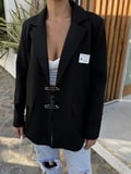 Kadın Siyah Çengel İğne Detaylı Blazer Ceket