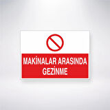Makinelar Arasında Gezinme Sticker 20X28 Cm