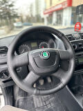 Skoda Octavia Mk2 A5 2005-2012 Araca Özel Dikmeli Direksiyon Kılıfı (Nokta Karbon)
