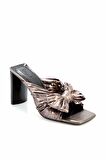 Bambi Metalik Platin  Kadın Terlik K04188130609
